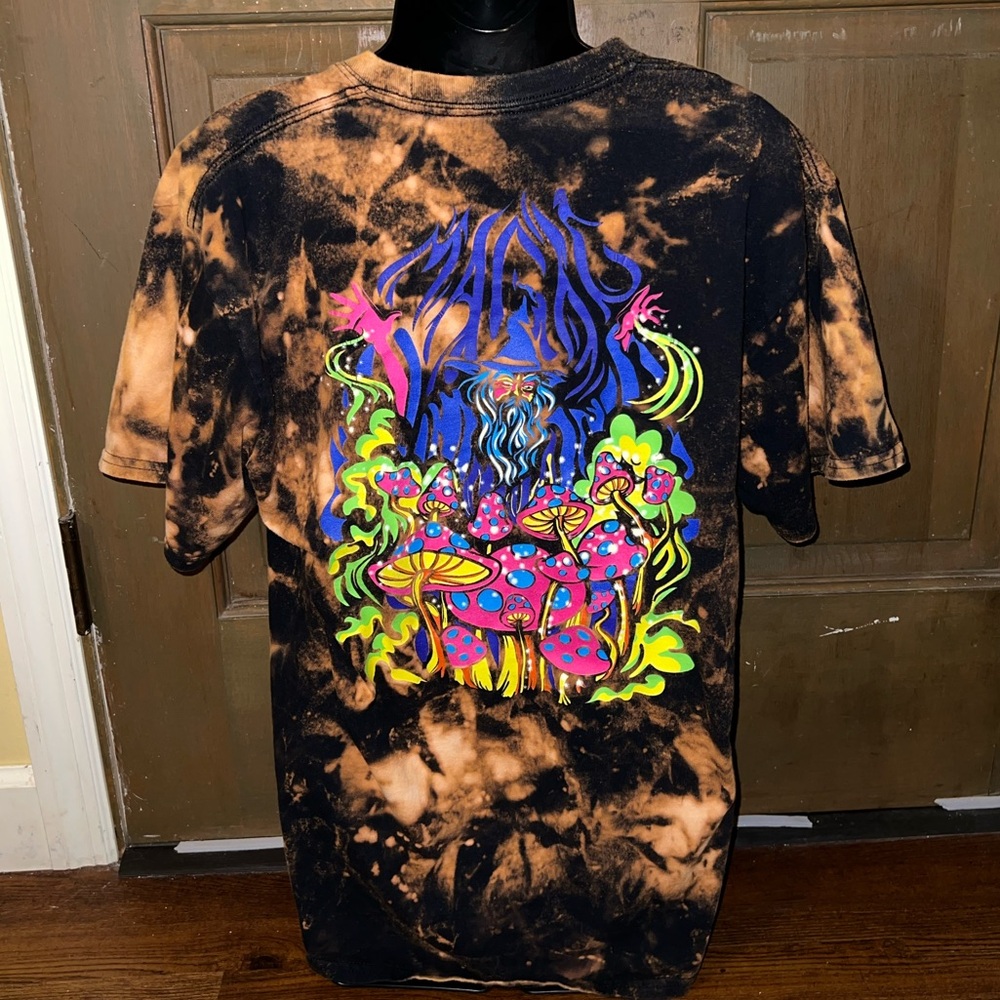 Zumiez Black Custom Acid Wash Magic Mushroom Graphic Grunge Hippie Shirt Size L - Picture 8 of 10